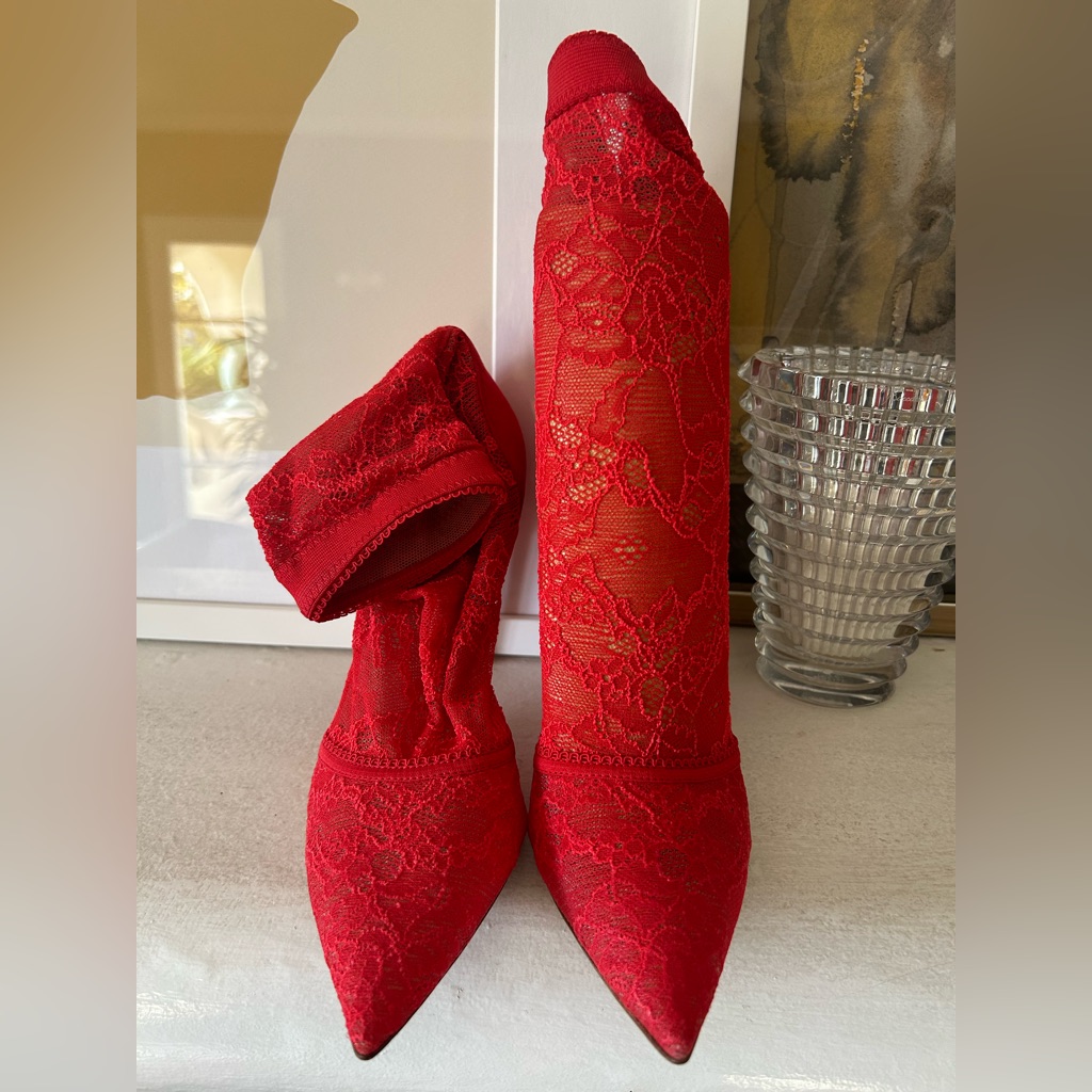 Gianvito Rossi Red Lace Booties Brand New Never Worn